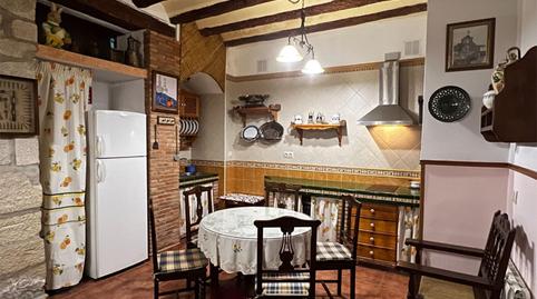 Foto 3 de Casa adosada en venda a Calle Iglesia, 15, Bedmar y Garcíez, Jaén