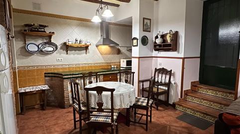 Foto 4 de Casa adosada en venda a Calle Iglesia, 15, Bedmar y Garcíez, Jaén