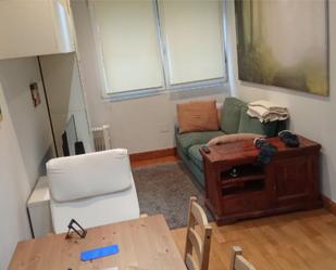 Sala d'estar de Apartament en venda en Bilbao 