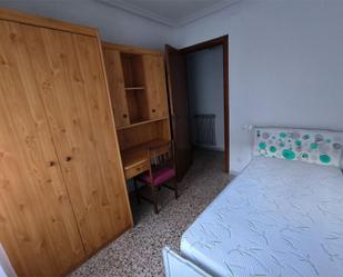 Bedroom of Flat to share in Salamanca Capital  with Balcony