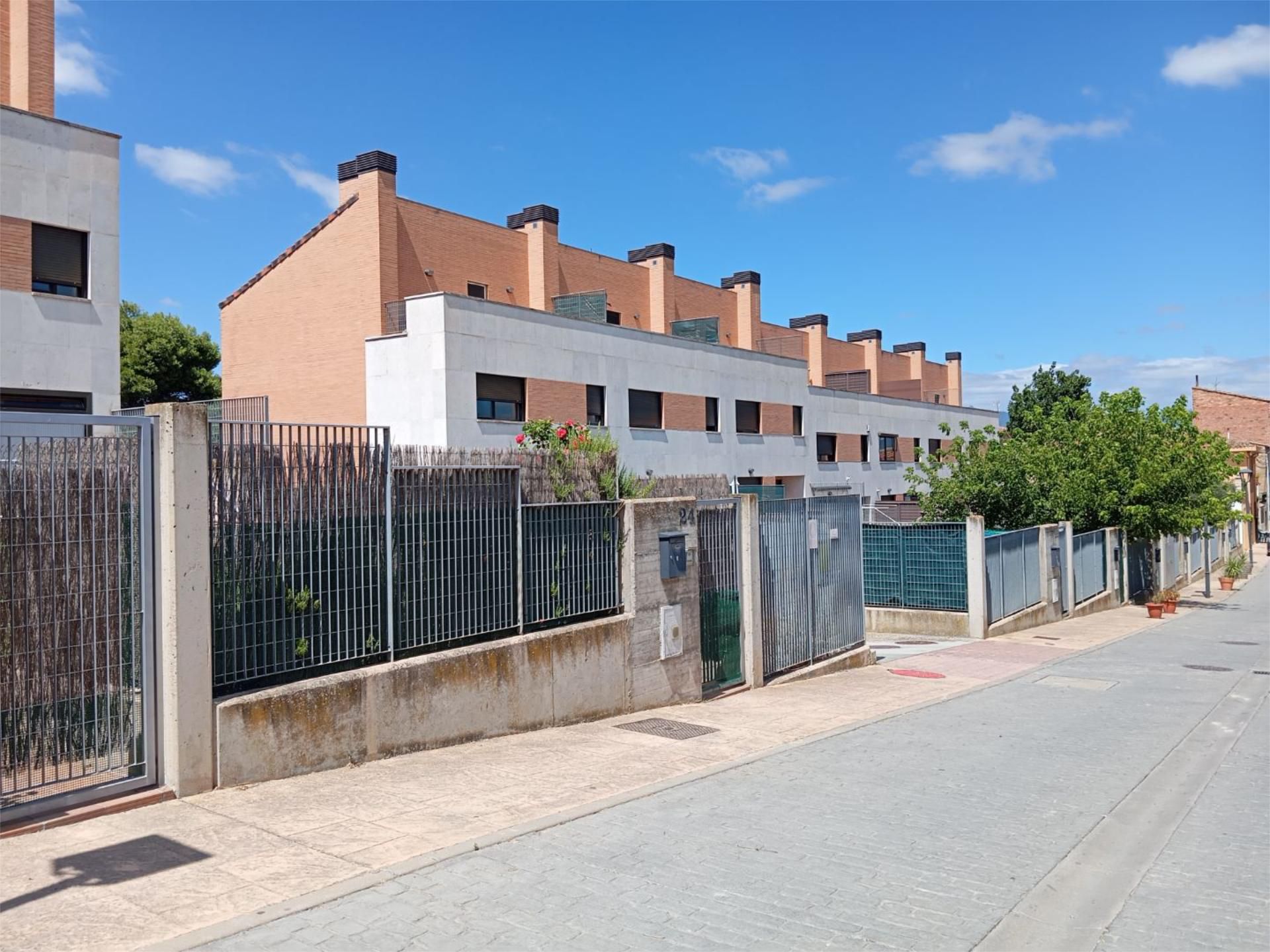 Exterior view of Flat for sale in  Logroño  with Private garden, Parquet flooring and Terrace