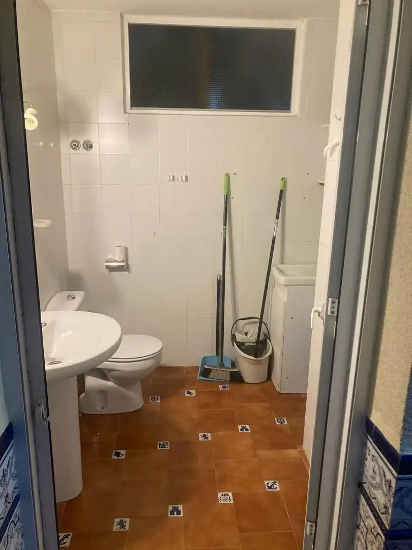 Baño de Casa adosada en venta en Benamaurel con Aire acondicionado, Calefacción y Parquet