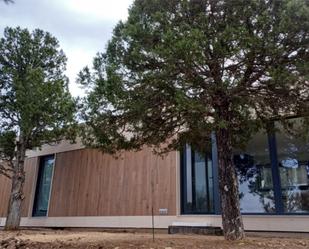 Vista exterior de Casa o xalet en venda en Robledo de Chavela amb Aire condicionat i Terrassa