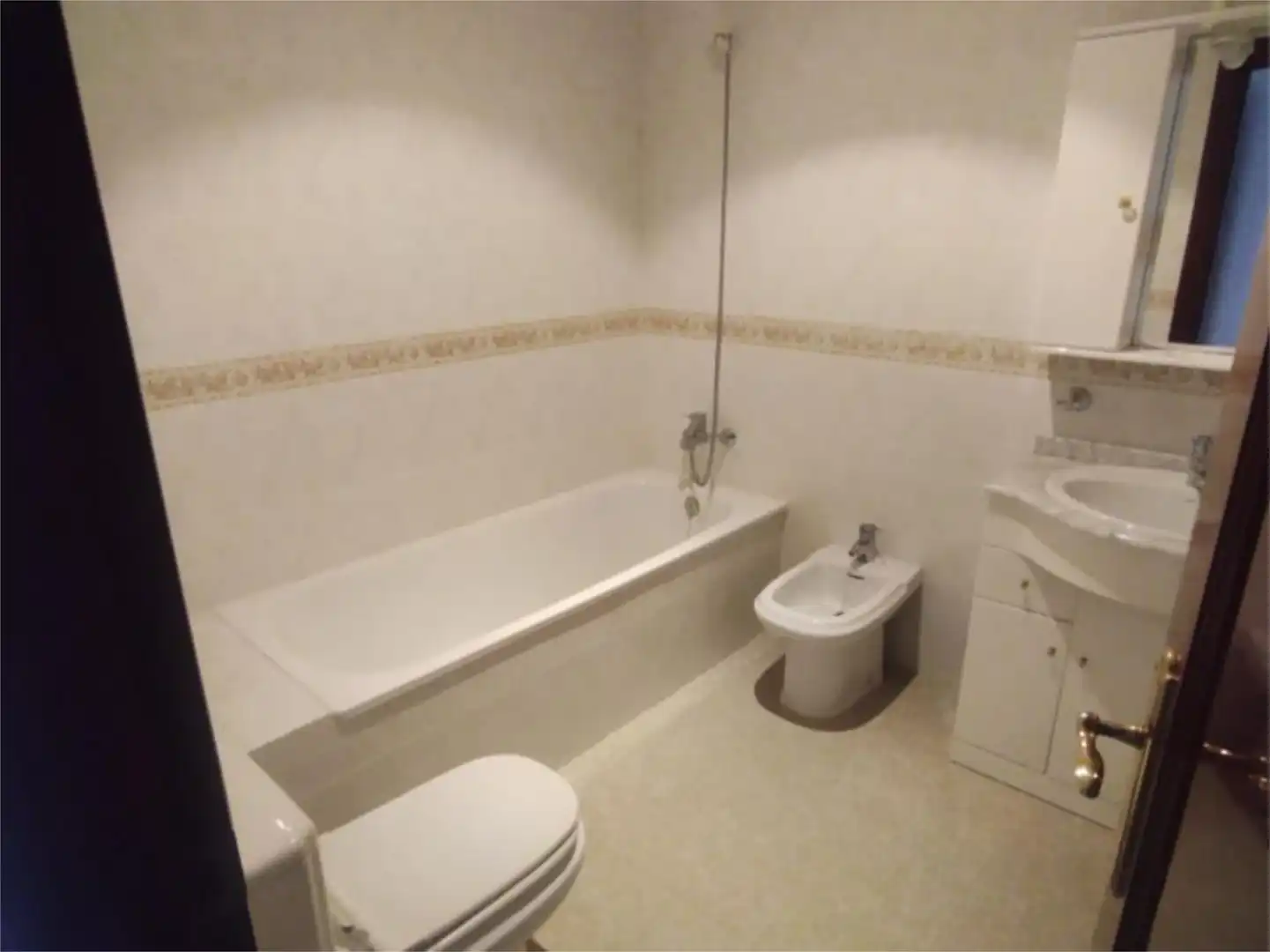 Houses for sale in Calle Almirante Ferrándiz, 24, Centro Bathroom of Houses for sale in Nerja with Air Conditioner, Heating and Private garden