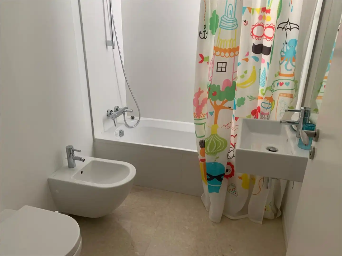 Bathroom of Flat for rent in Calvià  with Air Conditioner, Heating and Terrace