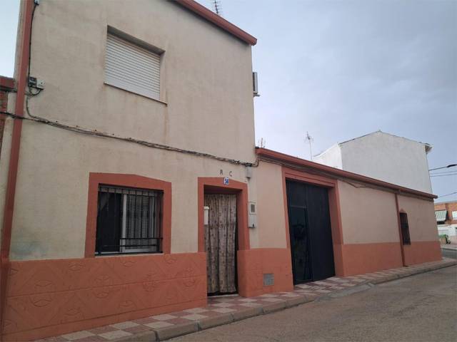 Casa adosada en Venta en Calle Arapiles, 58 en La Villa de Don Fadrique