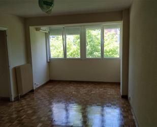 Flat to rent in Calle Hoyo de Pinares, 2, Campamento