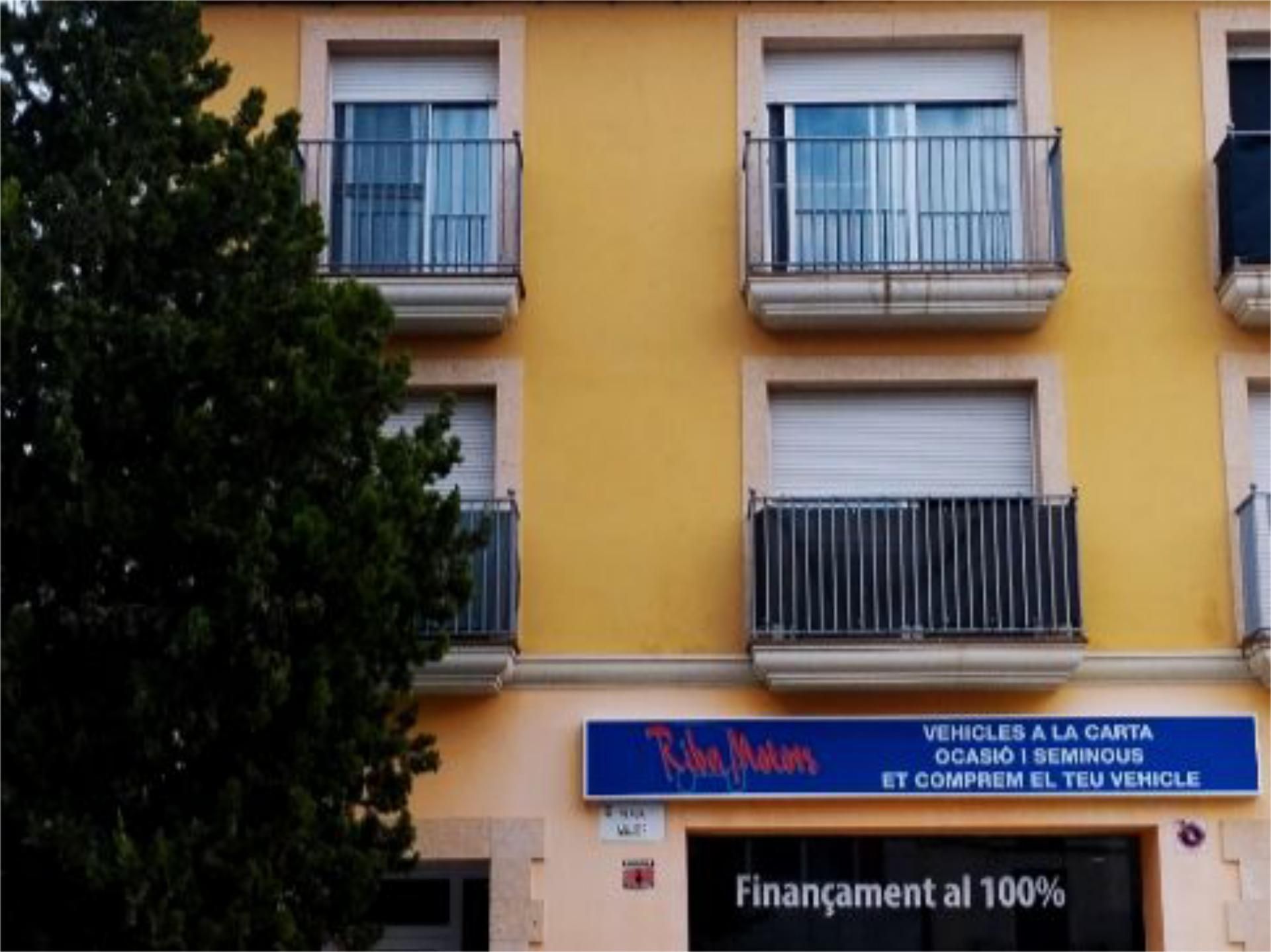 Exterior view of Flat for sale in Bell-lloc d'Urgell  with Air Conditioner, Heating and Terrace