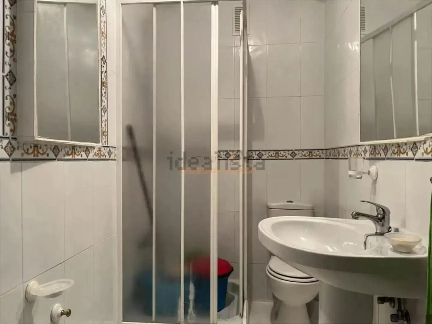 Flat for sale in Rúa Pallota, 100, A Malata - Catabois - Ciudad Jardín Bathroom of Flat for sale in Ferrol with Heating, Private garden and Terrace