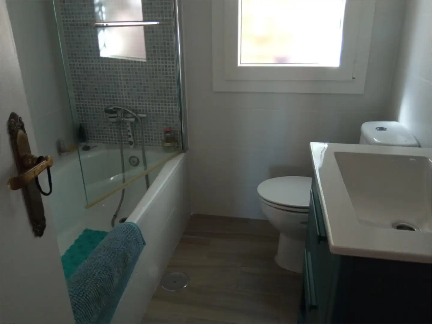 Houses for sale in Calle Cincha, 11, El Juncal - Vallealto Bathroom of Houses for sale in El Puerto de Santa María with Private garden and Storage room
