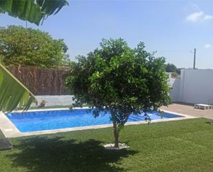 Piscina de Casa o xalet de lloguer en El Puerto de Santa María amb Aire condicionat i Piscina