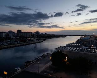 Exterior view of Flat to rent in Gandia  with Air Conditioner, Terrace and Balcony