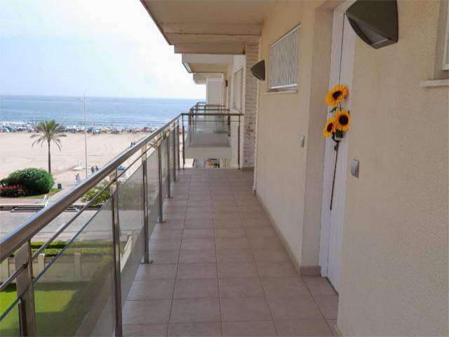 Piso en Alquiler en Passeig Marítim de Neptú, 108 en Playa de Gandia