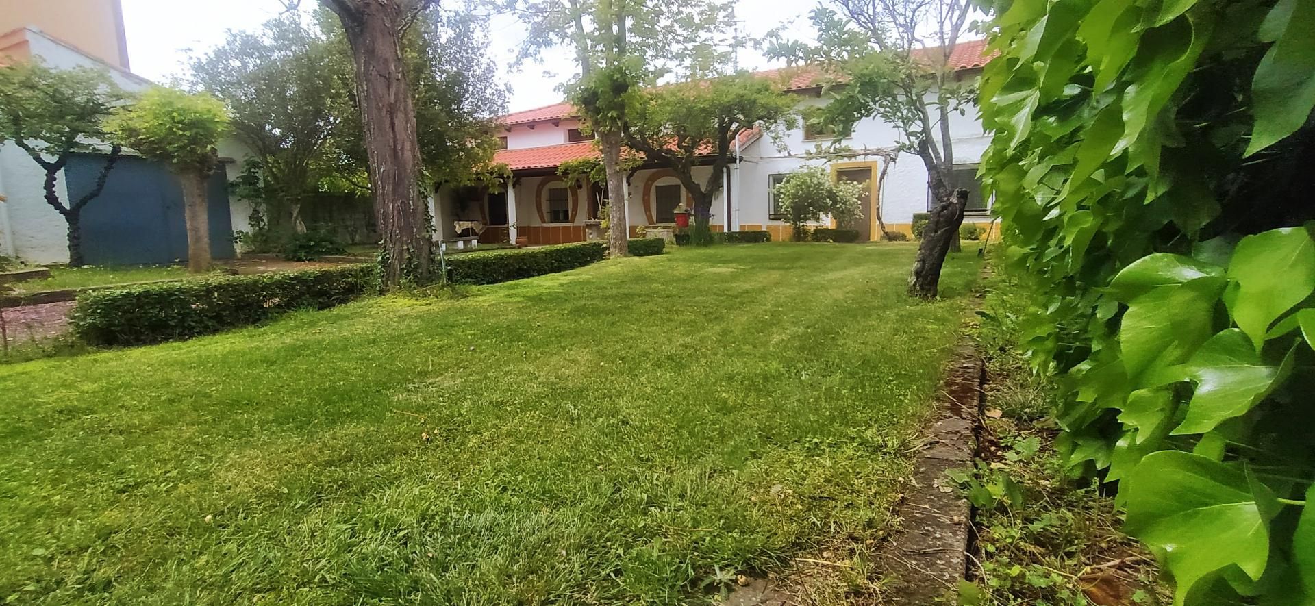 Jardí de Casa o xalet en venda en Alba de Yeltes amb Terrassa