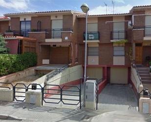 Vista exterior de Casa o xalet en venda en Aranjuez amb Aire condicionat i Balcó