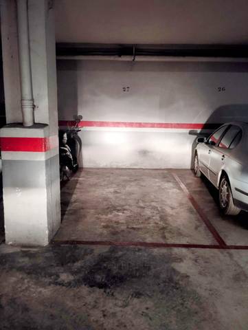 Garaje en Alquiler en Calle Pedro I, 3 en Iturrama