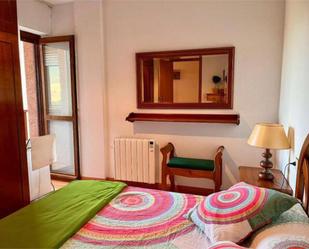 Bedroom of Apartment to rent in Jaca  with Terrace and Swimming Pool