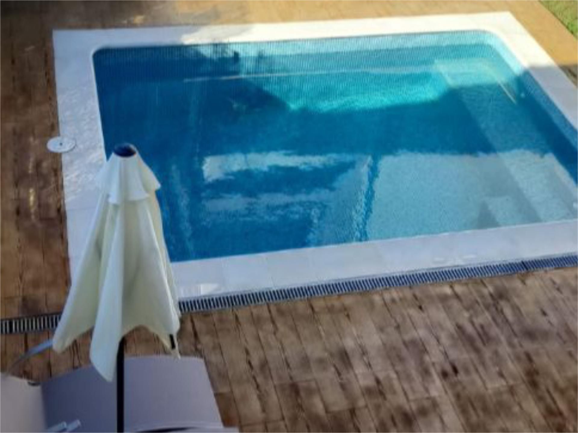 Piscina de Casa adosada en venda en Calafell amb Aire condicionat, Terrassa i Piscina
