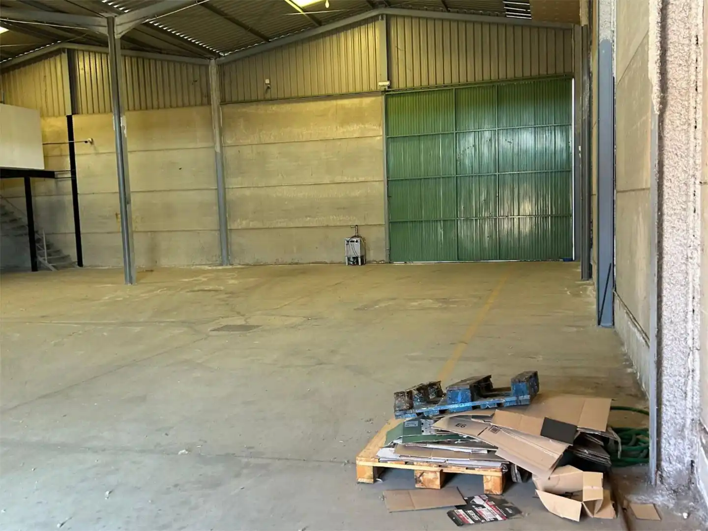 Industrial buildings for rent in Trujillo  with Air Conditioner