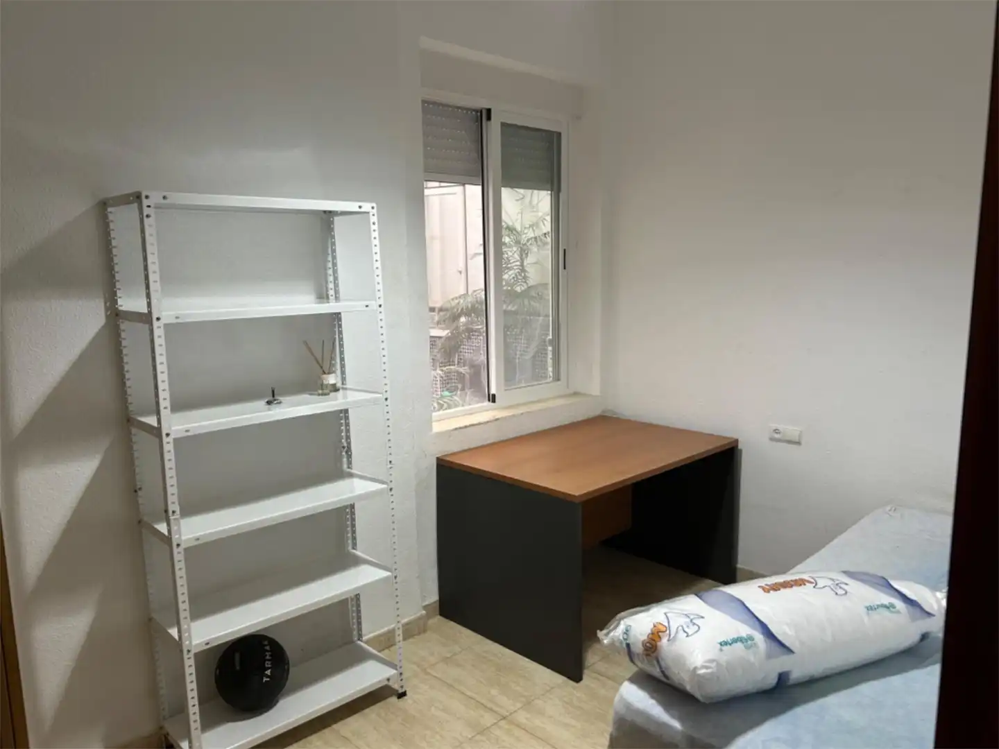 Piso de alquiler en Calle Ángel Ganivet, 14, Ciudad Jardín - Zoco Habitación de Piso de alquiler en Córdoba con Amueblado