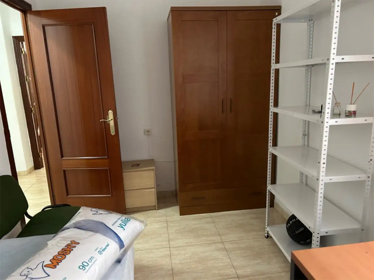 Piso de alquiler en Calle Ángel Ganivet, 14, Ciudad Jardín - Zoco Habitación de Piso de alquiler en Córdoba con Amueblado