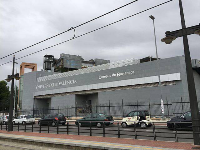 Piso en Alquiler en Avenida Rajolar, 10 en Zona Campus Universitario