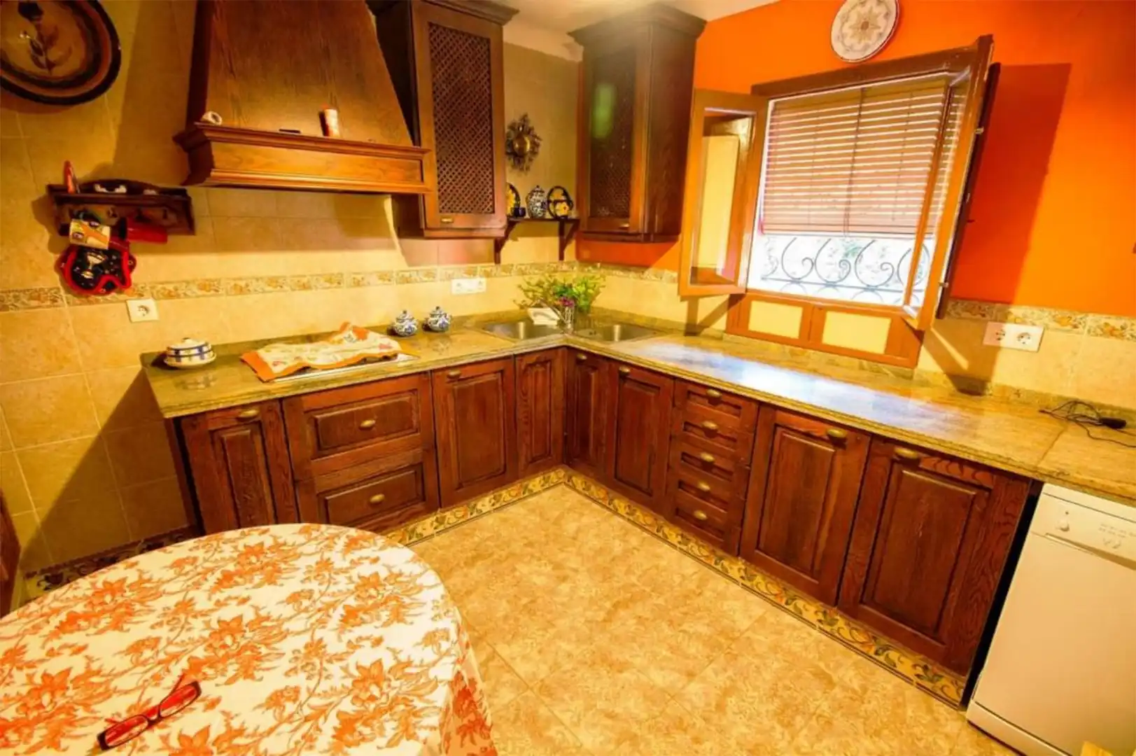Kitchen of Houses for sale in Iznájar  with Air Conditioner, Terrace and Swimming Pool