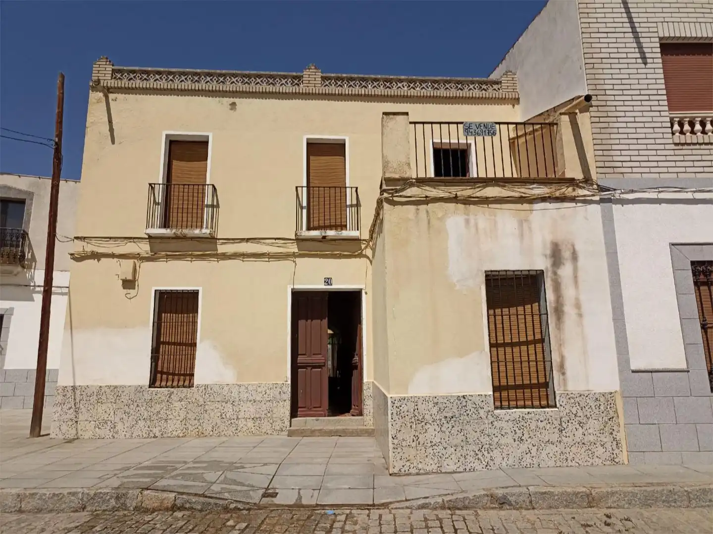 Vista exterior de Piso en venta en Valle de la Serena con Terraza y Balcón