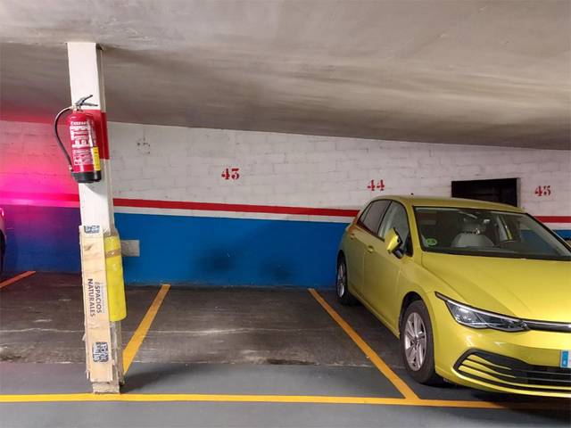 Garaje en Venta en Carrer dels Doctors Trias i Pujol, 2X en Pedralbes