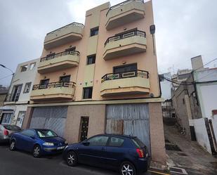 Exterior view of Flat to rent in Arucas  with Balcony