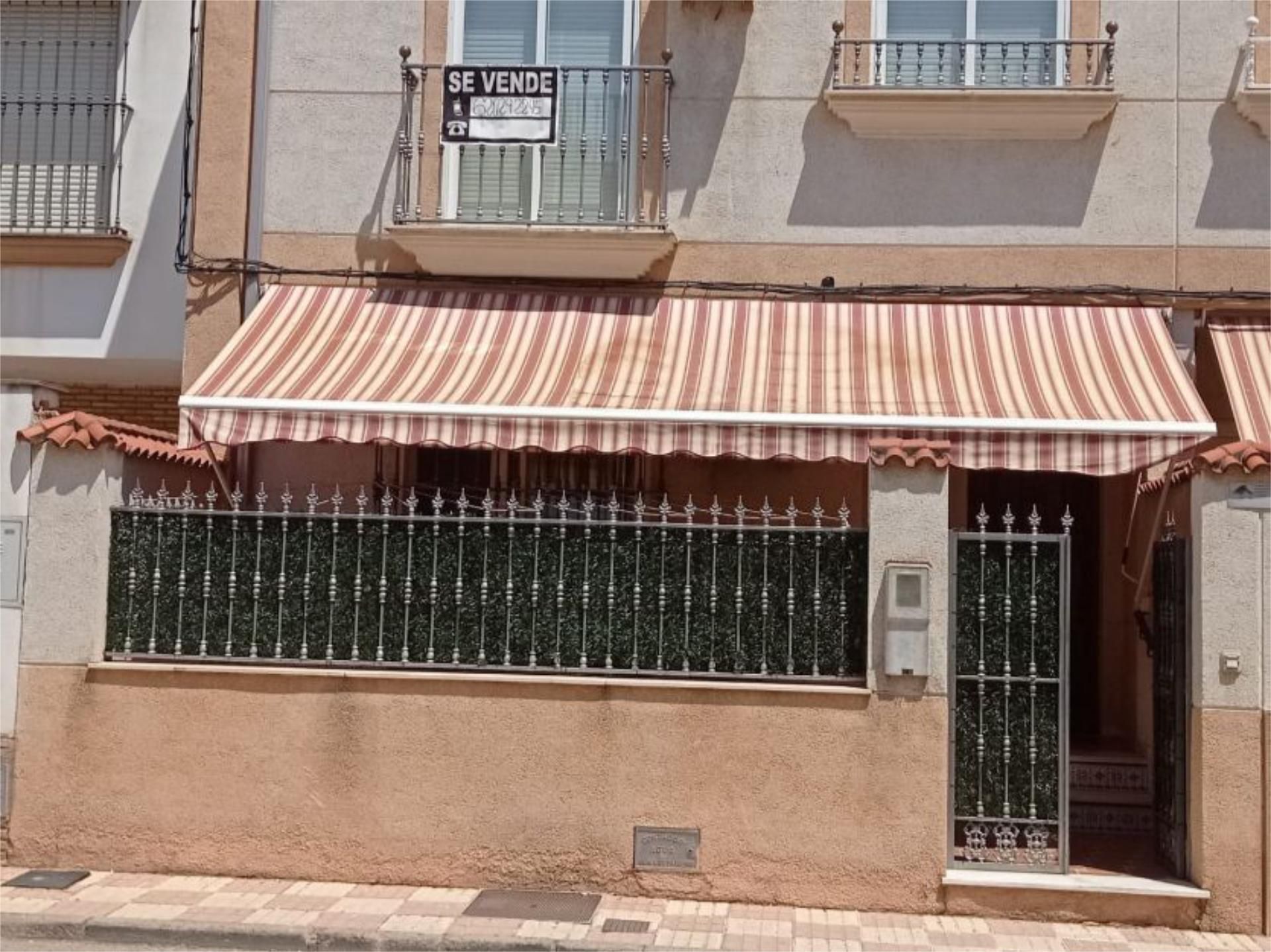Vista exterior de Dúplex en venda en Villanueva de la Reina amb Aire condicionat, Calefacció i Moblat