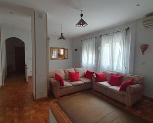 Living room of Flat to rent in  Madrid Capital  with Air Conditioner and Balcony