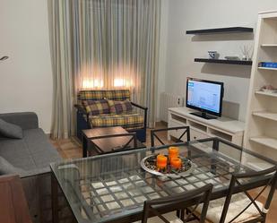 Living room of Flat to rent in Almagro  with Air Conditioner