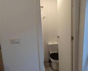 Bathroom of Flat to rent in San Fernando