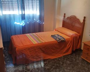 Bedroom of Flat to share in Redován  with Air Conditioner and Balcony