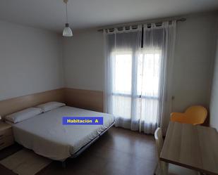 Bedroom of Duplex to share in Binéfar