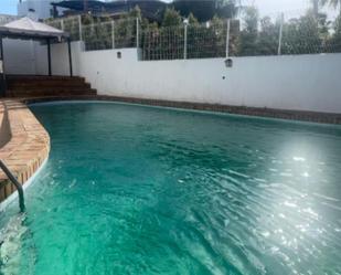 Piscina de Casa o xalet en venda en Los Barrios amb Piscina