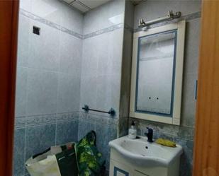 Bathroom of Flat for sale in Móstoles  with Air Conditioner, Terrace and Balcony