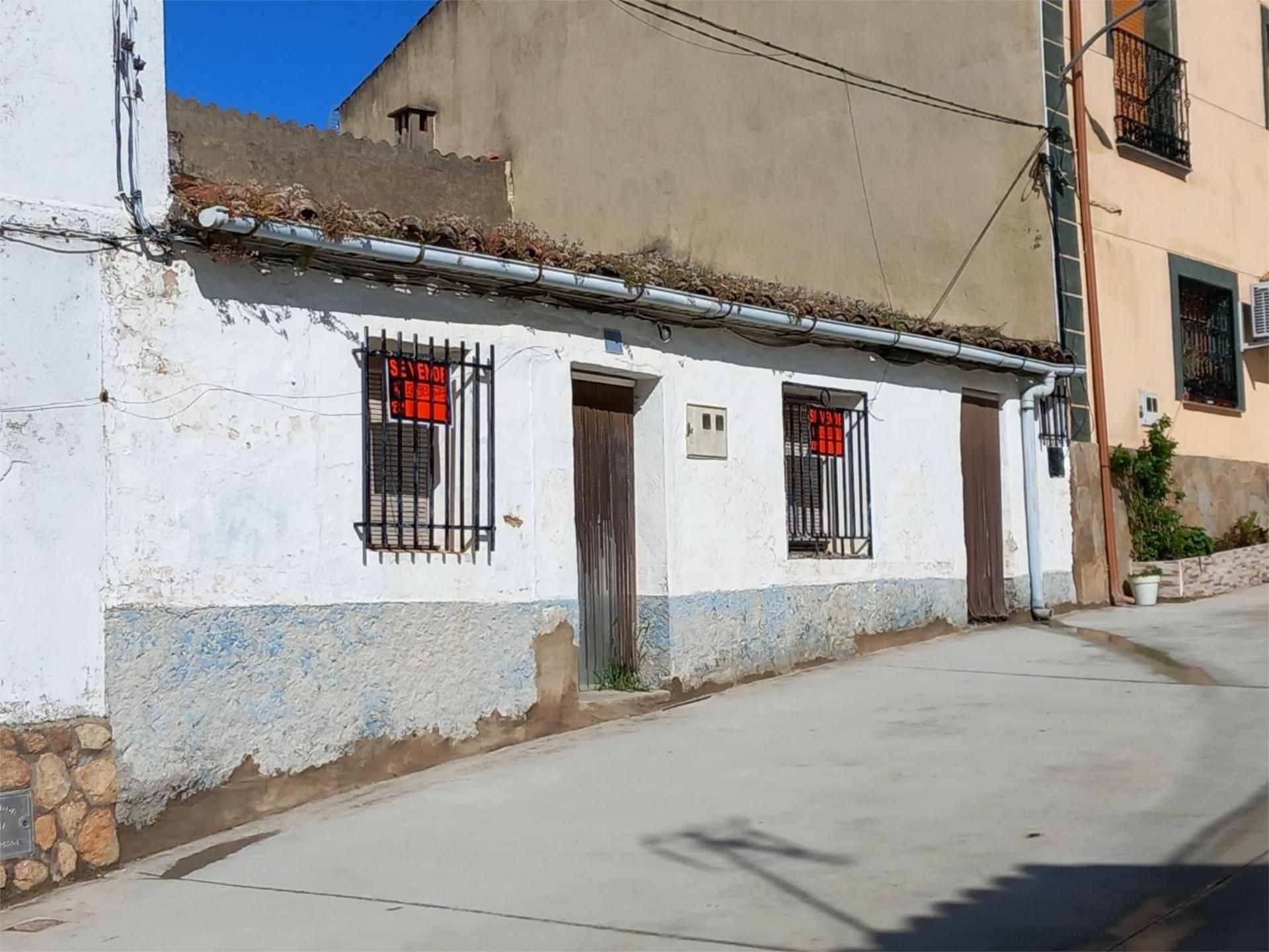 Vista exterior de Casa adosada en venda en Mirabel