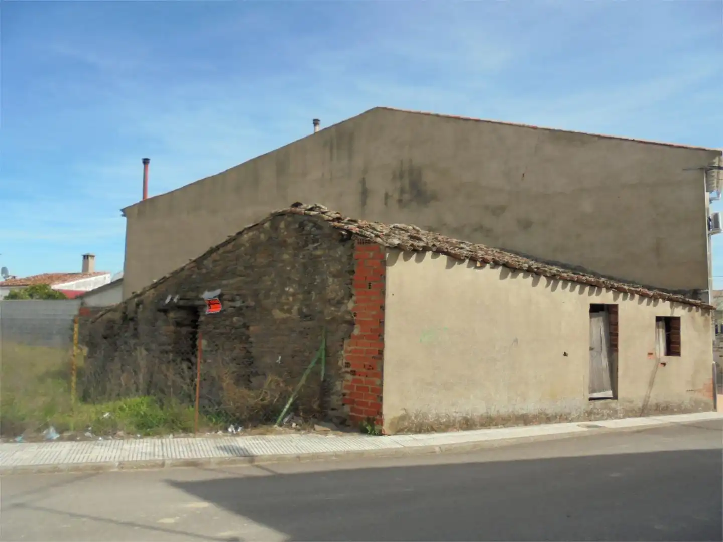 Terreno en venta en Calle Generalísimo Franco, 40, Casas de Don Gómez Vista exterior de Terreno en venta en Casas de Don Gómez