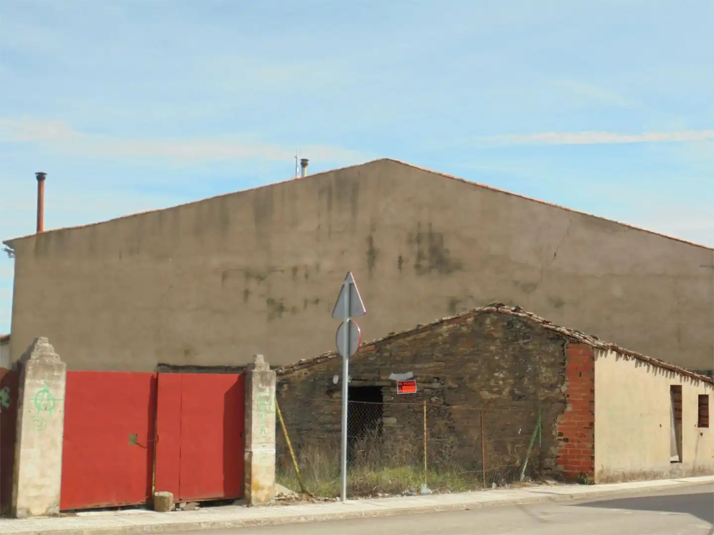 Terreno en venta en Calle Generalísimo Franco, 40, Casas de Don Gómez Vista exterior de Terreno en venta en Casas de Don Gómez
