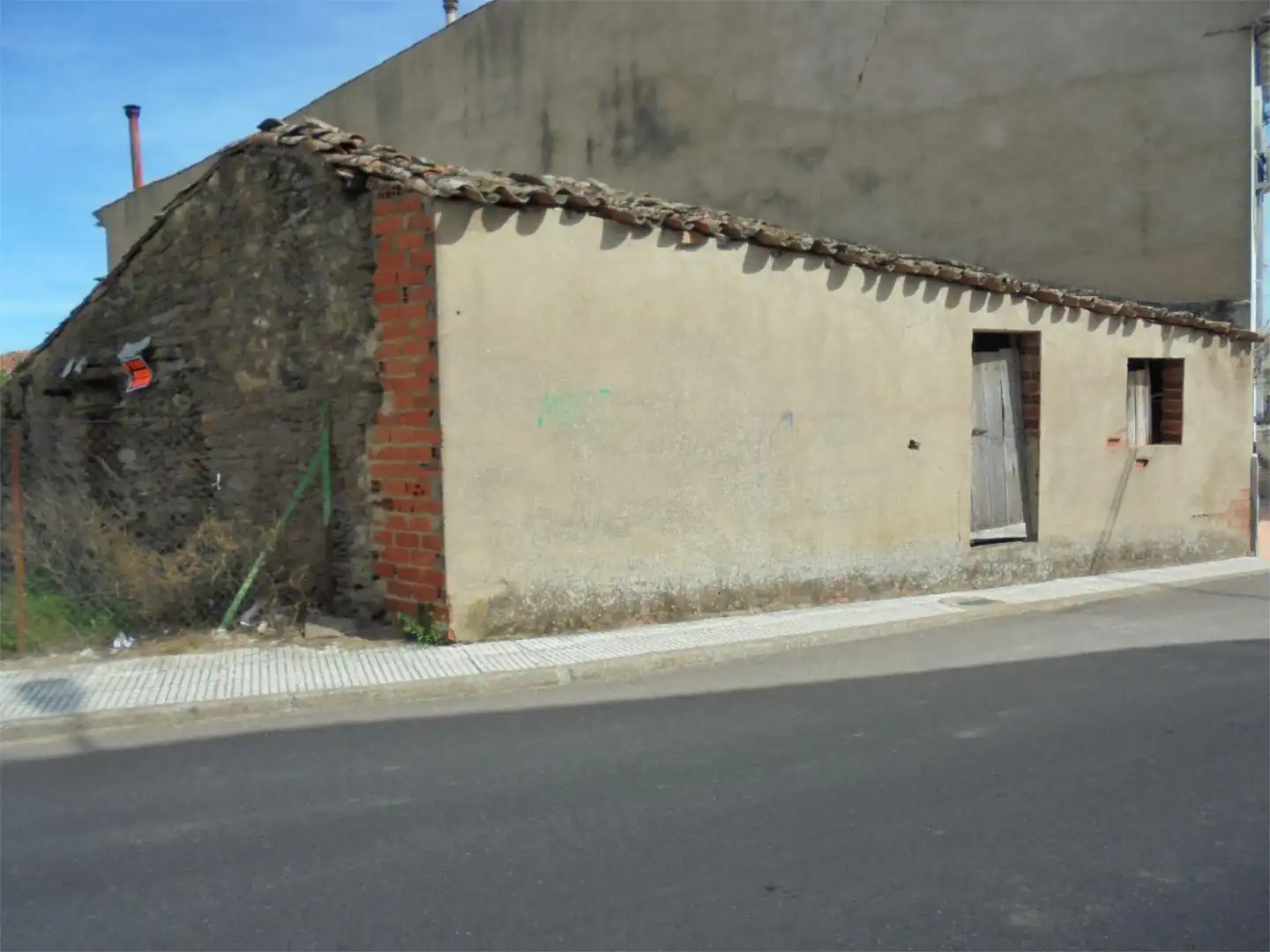 Terreno en venta en Calle Generalísimo Franco, 40, Casas de Don Gómez Vista exterior de Terreno en venta en Casas de Don Gómez