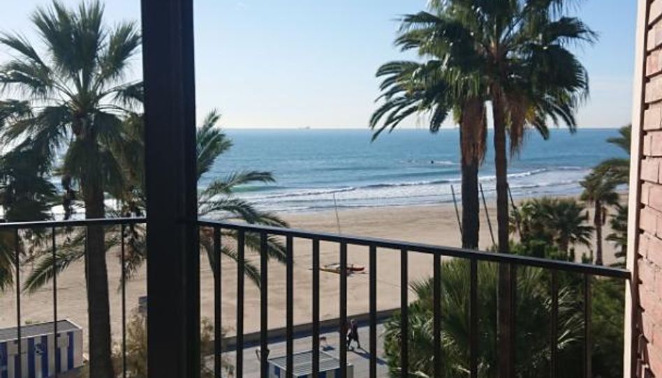 Apartamento de alquiler en Carrer Els Baladres, 2, Voramar, Benicasim / Benicàssim - imagen 1 Foto 1 de Apartamento de alquiler en Carrer Els Baladres, 2, Voramar, Benicasim / Benicàssim