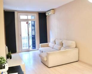 Living room of Flat for sale in  Barcelona Capital  with Air Conditioner and Balcony