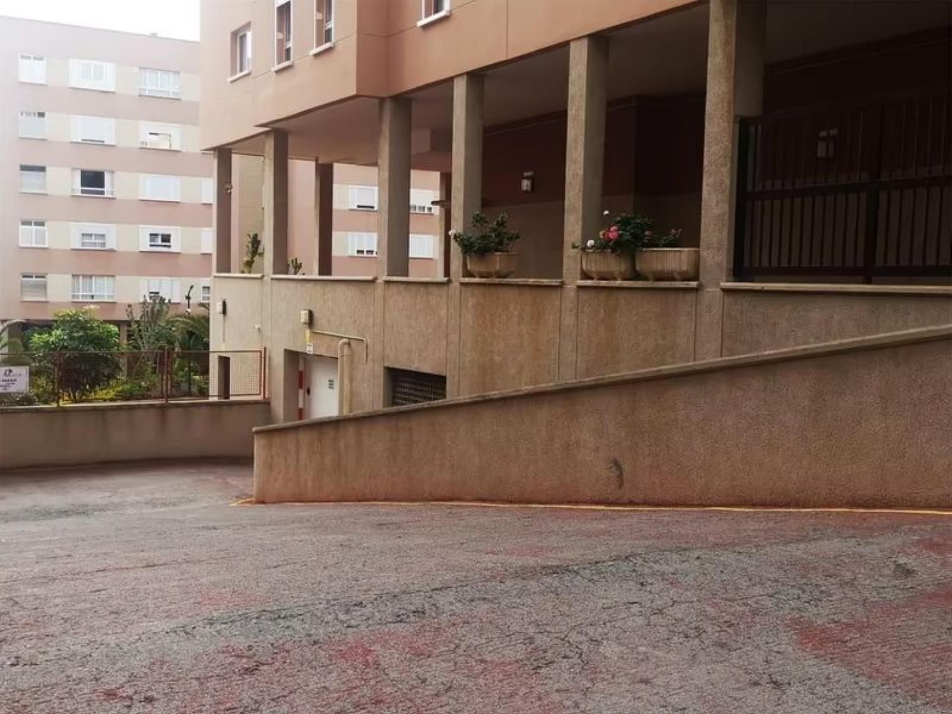 Exterior view of Garage for sale in Las Palmas de Gran Canaria