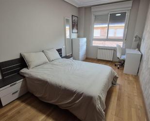 Bedroom of Flat to share in Ponferrada