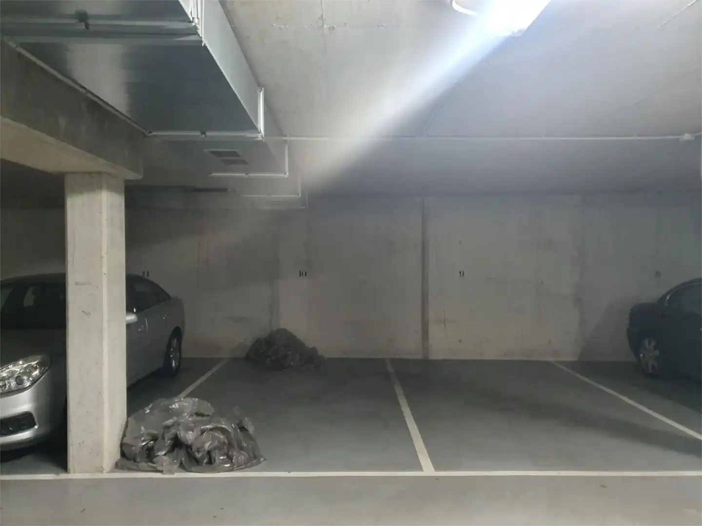 Garage zur Miete in CARLOS MANUEL CÉSPEDES, 3, Agra del Orzán - Ventorrillo Parkplatz von Garage zur Miete in A Coruña Capital
