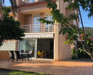 Terrassa de Casa adosada en venda en Argoños  amb Terrassa, Piscina i Balcó