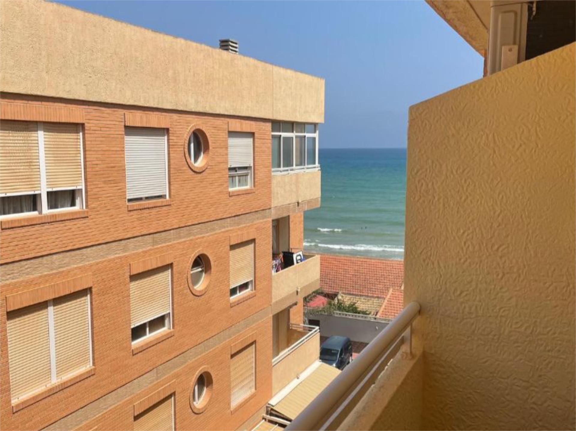 Exterior view of Flat for sale in Guardamar del Segura  with Air Conditioner and Terrace