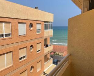 Exterior view of Flat for sale in Guardamar del Segura  with Air Conditioner and Terrace